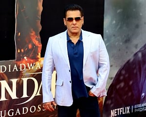 60 and all doesn't matter, experience and enthusiasm is the best combo: Salman Khan