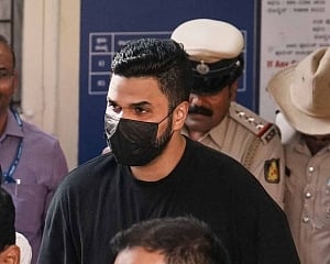 Bengaluru stampede: Karnataka HC directs release of marketing head of RCB, three others