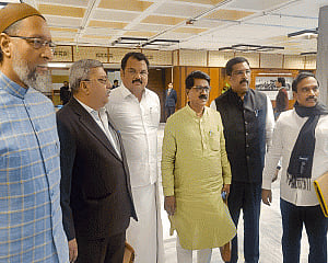 BJP-led NDA amendments accepted, Opposition's defeated in Waqf committee