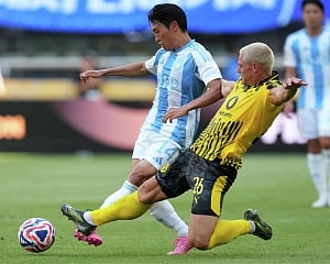 Borussia Dortmund advances in Club World Cup with a 1-0 win over Ulsan