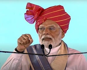 Country saw blackouts under Congress rule, now exporting electricity: PM Modi