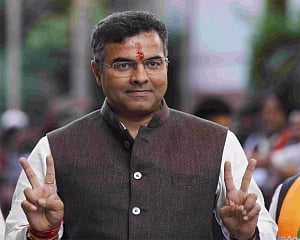 Delhi polls: BJP candidates hold victory rallies, distribute sweets