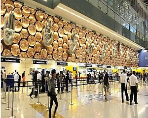 Delhi RW 28/10 resumes operations