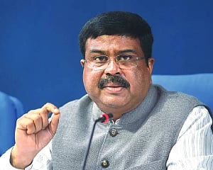 Dharmendra Pradhan to visit UAE