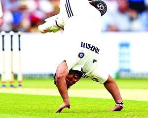 England fights back on day two