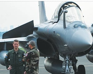 France sends fighter jets to Poland