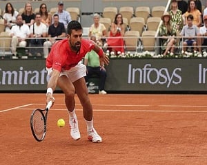 French Open: Jannik Sinner drops just 3 games to extend Grand Slam unbeaten run. Djokovic wins