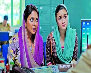 ABHINETRI'S AS BOLLYWOOD DIVAS: Ruling THE SILVER SCREEN