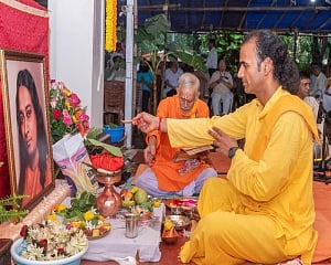 Guru Purnima celebration in Yogoda Ashram with a Talk on ‘Guru: The Divine Guide to God’ by Swami Pavitrananda Giri