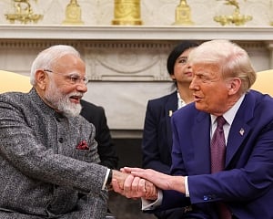 India, US set USD 500 bn trade target; announce plans to negotiate mega trade pact