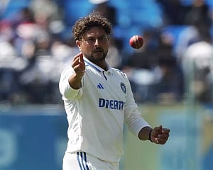 India should play Kuldeep in second Test: Monty Panesar