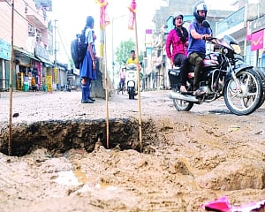 India tops global road accident deaths
