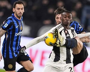 Inter misses chance to go top of Serie A after losing at Juventus in Derby d'Italia