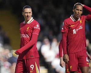 Liverpool loses and Southampton’s relegation is sealed before a deadlocked Manchester derby