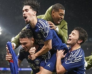 Man City sent to brink of Champions League exit by PSG. Real Madrid routs Salzburg to advance