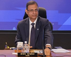 Market forces decide rupee value, RBI not worried about day-to-day fluctuation: Governor