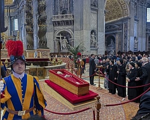 Mighty and meek attend Pope Francis' funeral, ceremony he helped reimagine