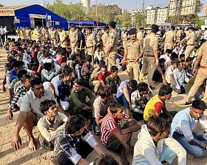 More than 450 illegal immigrants detained during crackdown in Ahmedabad