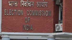 Names, photos to get bigger in Bihar EVMs