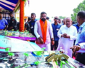 Nitish launches projects worth `2,330 crore