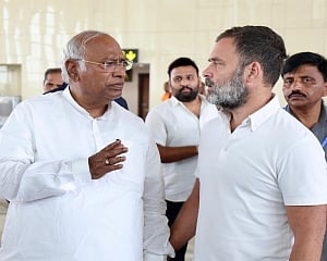 Pahalgam attack: Kharge, Rahul speak with HM Shah, J-K CM; demand justice for victims' families