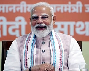 PM interacts with beneficiaries at ‘Lakhpati Didi Sammelan' in Gujarat