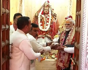 PM Modi offers prayers to Goddess Ganga at Mukhwa temple in Uttarakhand