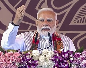 'Parivar ka saath, parivar ka vikas': PM Modi takes dig at opposition parties