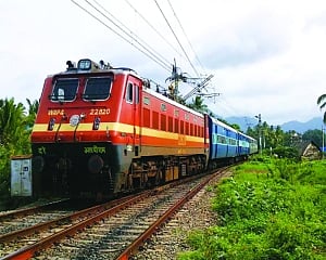 Railway Ministry to recruit 6,374 technicians to fill vacant posts across all zones