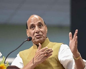 Rana Pratap, Shivaji Maharaj are national heroes, not Aurangzeb: Rajnath