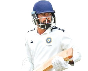 Rathod hits 194 as Central extends command over South