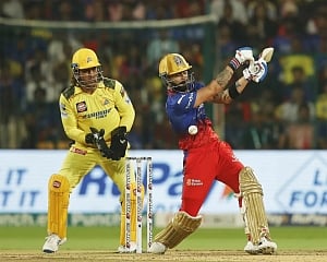 RCB eye edge in play-offs race, CSK an elusive win in the backdrop of emotional Kohli-Dhoni match-up