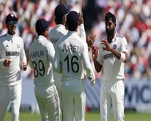 Root completes 37th ton, Smith takes England to 353/7