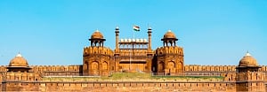 Toxic air in Capital is eating up walls and carvings of Red Fort