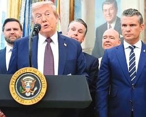 Trump addresses health rumours after days without public events