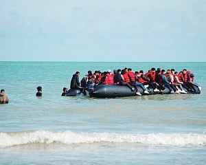 Two women die in Channel crossing attempt from France