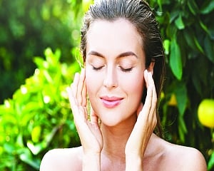 Your skincare guide in monsoon season
