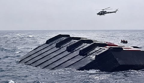 15 killed as ferry sinks on Zimbabwe's Lake Kariba, 27 missing