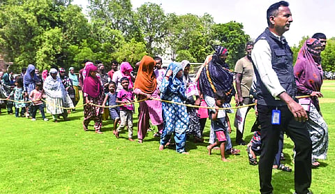 166 suspected Bangladeshi nationals held in Ahmedabad