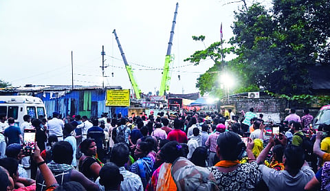 5 dead, 17 hospitalised in Kolkata warehouse collapse