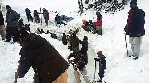 9 of a family killed in avalanche in northwest Pakistan