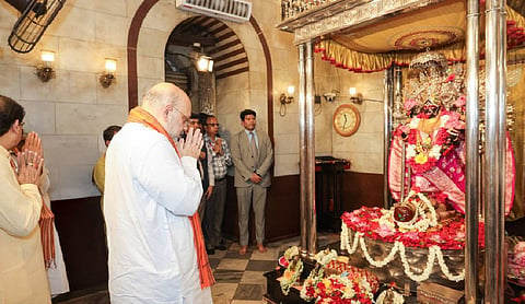 Amit Shah visits Dakshineswar Kali Temple in Kolkata