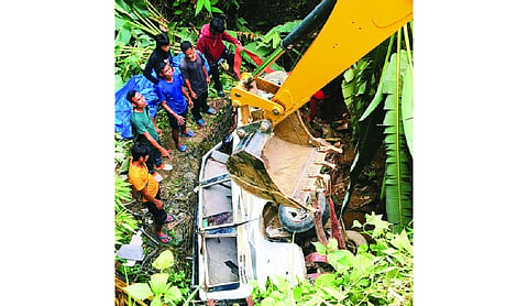 Assam Rifles assists in recovery of civil vehicle near Zochachhua, Mizoram
