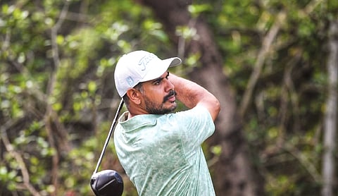 Bhullar stays in top-5 despite tough third round