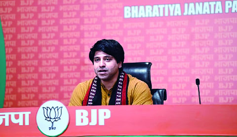 BJP slams Congress for opposing bill to oust jailed ministers