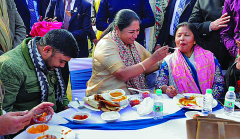 CM inaugurates development projects worth Rs 327 cr