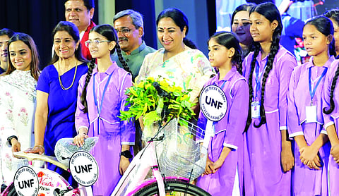CM joins Mann Ki Baat event, distributes bicycles