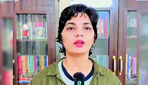 Comments on social media: SC grants protection from arrest to singer Neha Singh Rathore
