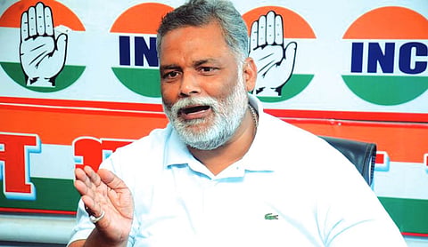 Congress burns Nitish’s effigy over Pappu Yadav’s arrest