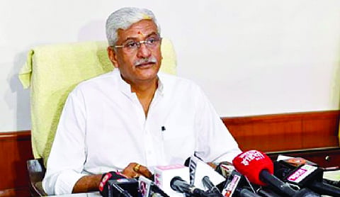 Create lasting impact on tourists visiting India, says Shekhawat